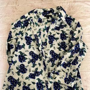 Lands’End Women Floral Button Up Shirt